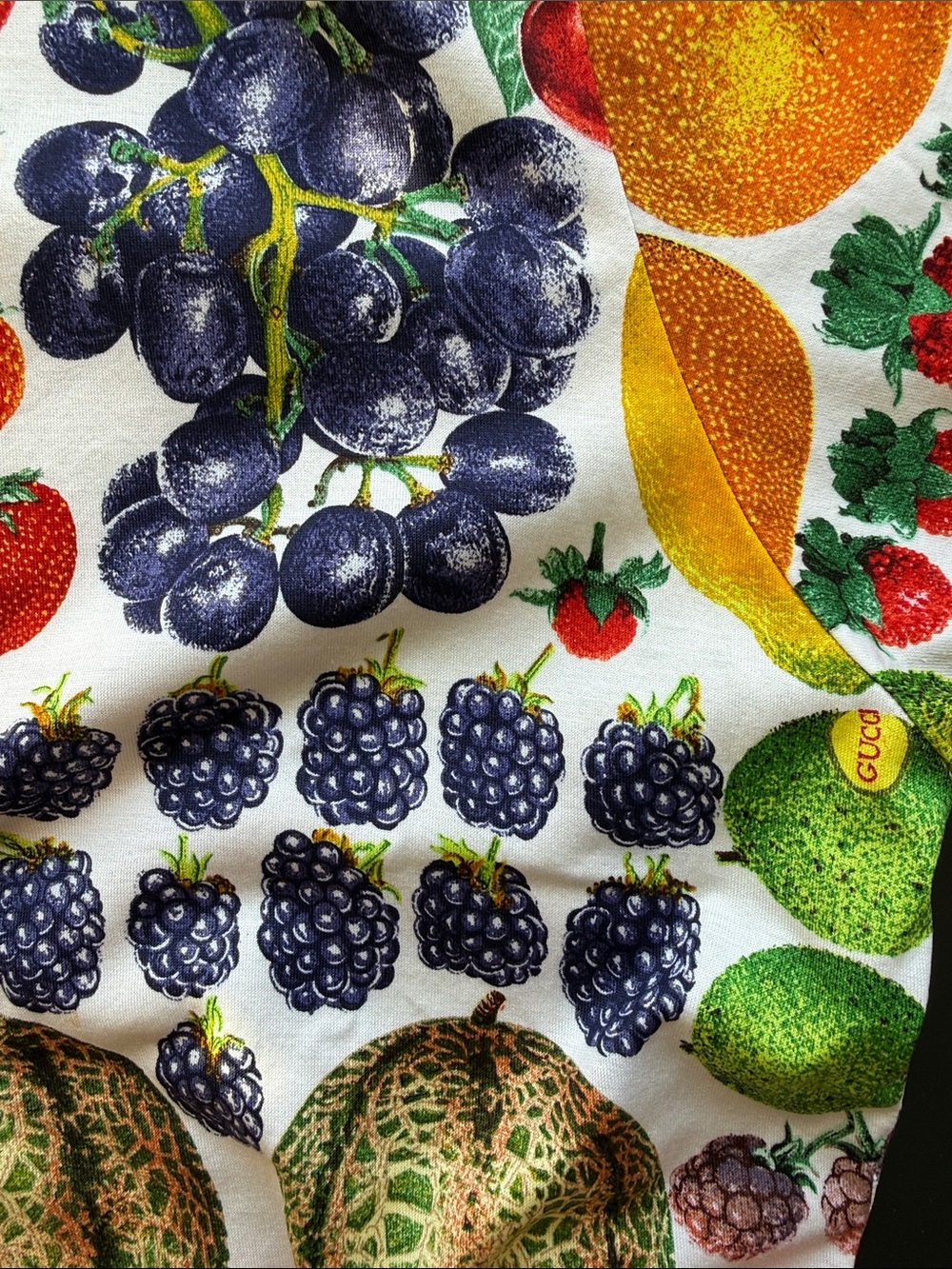 Gucci vintage Tom Ford Era s/s 1996 Fruit Print Tee size M - Picture 11 of 11
